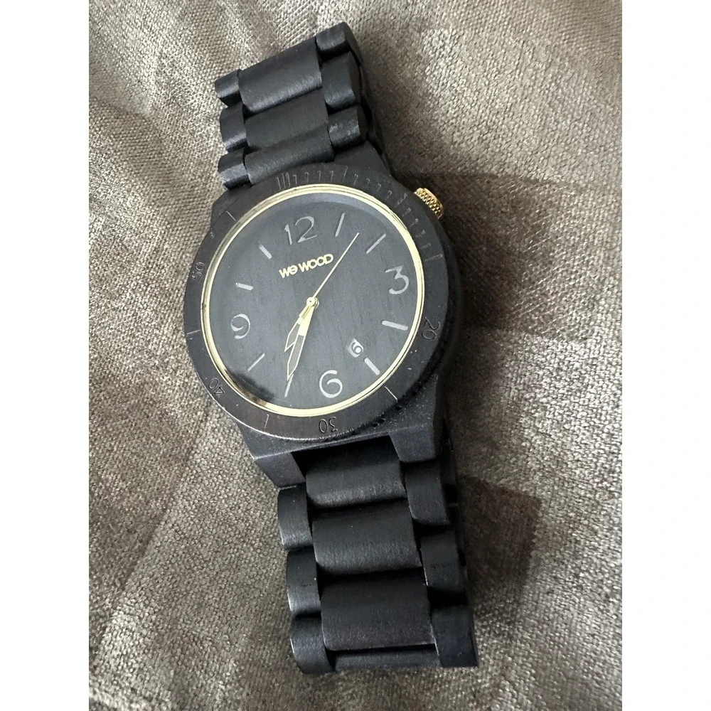 WeWOOD‎ Alpha Black Watch Mens Black Wood Bracelet Date Quartz Box Papers Eco